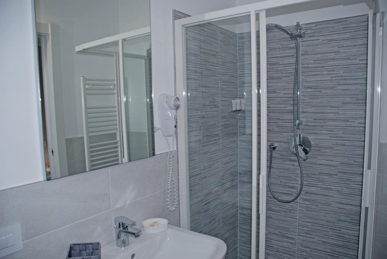 Bonne Nuit Guest House Azzano San Paolo Extérieur photo